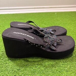 Vintage Y2K RocketDog Platform Thong Sandals Wedge Flip Flops Beaded Flower